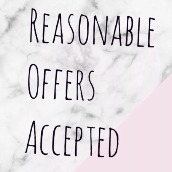 Lilly Pulitzer Callahan Shorts - Picture 5 of 5